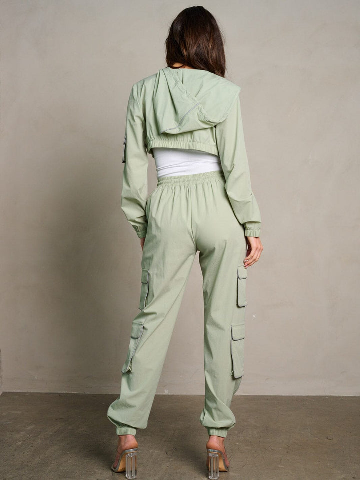 WOMEN'S LONG SLEEVE CROP JACKET & ELASTIC WAIST PANTS CARGO 2PC. SET
