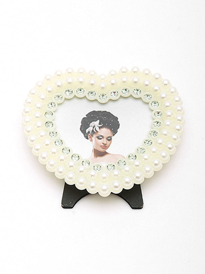 PEARL GOLD HEART SHAPE STANDING PICTURE FRAME