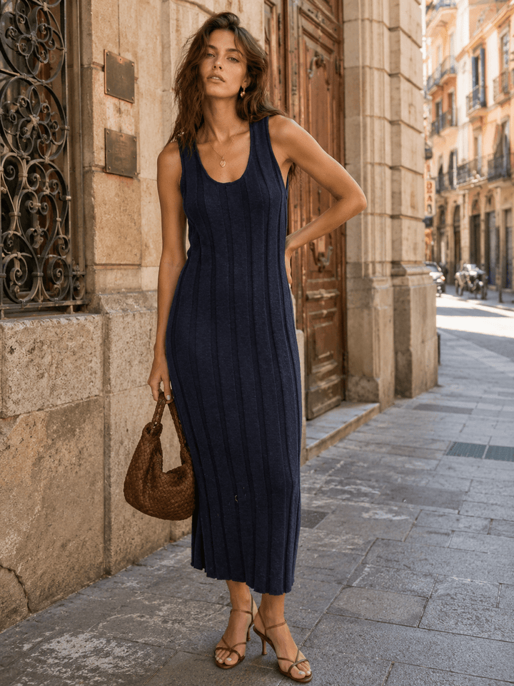 WOMEN'S SLEEVELESS RIBBED KNIT MAXI DRESS