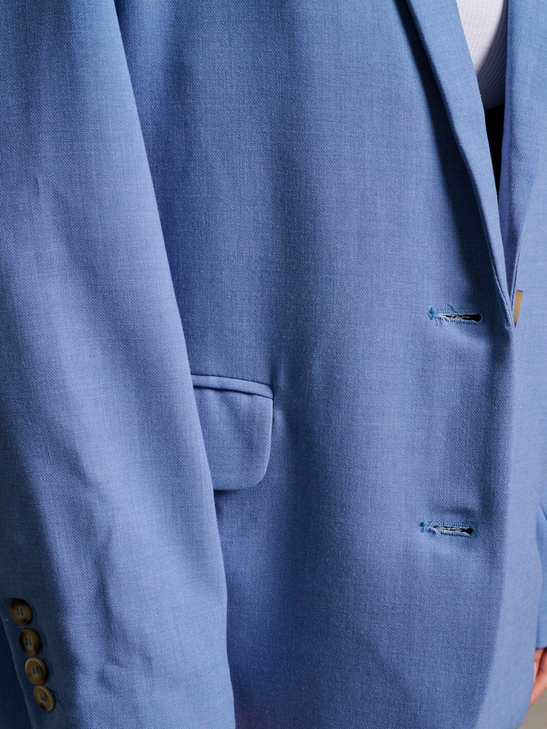 WOMEN'S LONG SLEEVE BUTTON CLOSURE POCKETS BLAZER