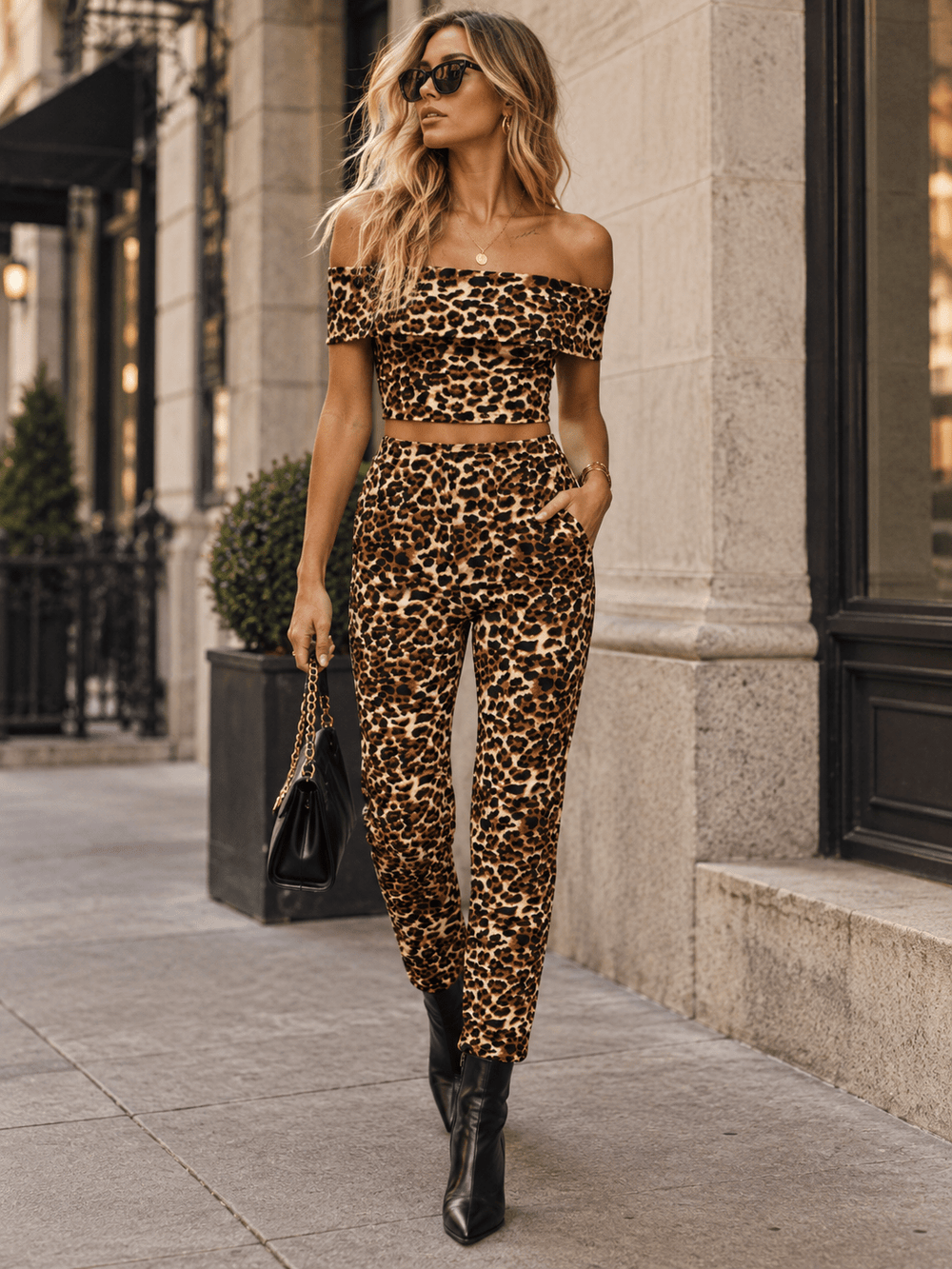 WOMEN'S OFF SHOULDER TOP & BUTTON CLOSURE SKINNY PANTS ANIMAL PRINT 2PC. SET