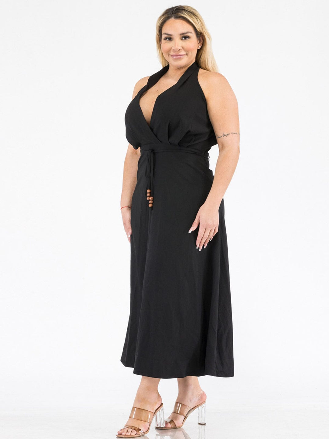 PLUS SIZESLEEVELESS V-NECK SURPLICE SELF TIE MAXI DRESS