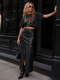 WOMEN'S BUTTON CLOSURE FRONT SLIT POCKETS PU PLEATHER MAXI SKIRT
