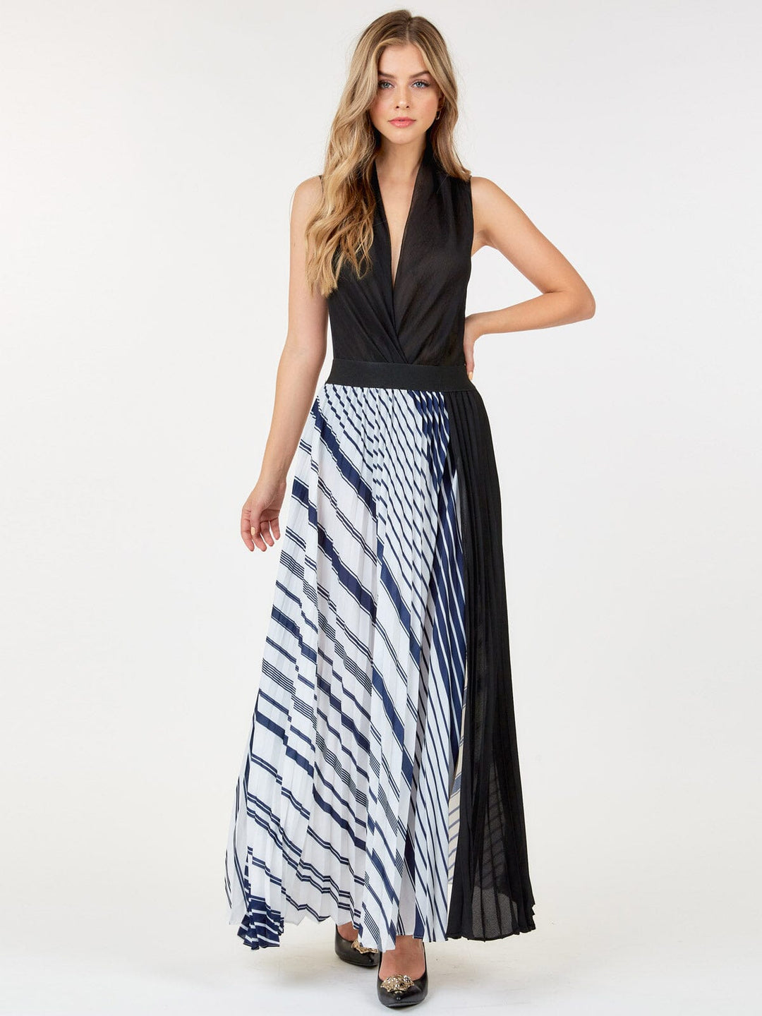 WOMEN'S ELASTIC WAIST FRONT SLIT PLEATED PRINT MAXI SKIRT