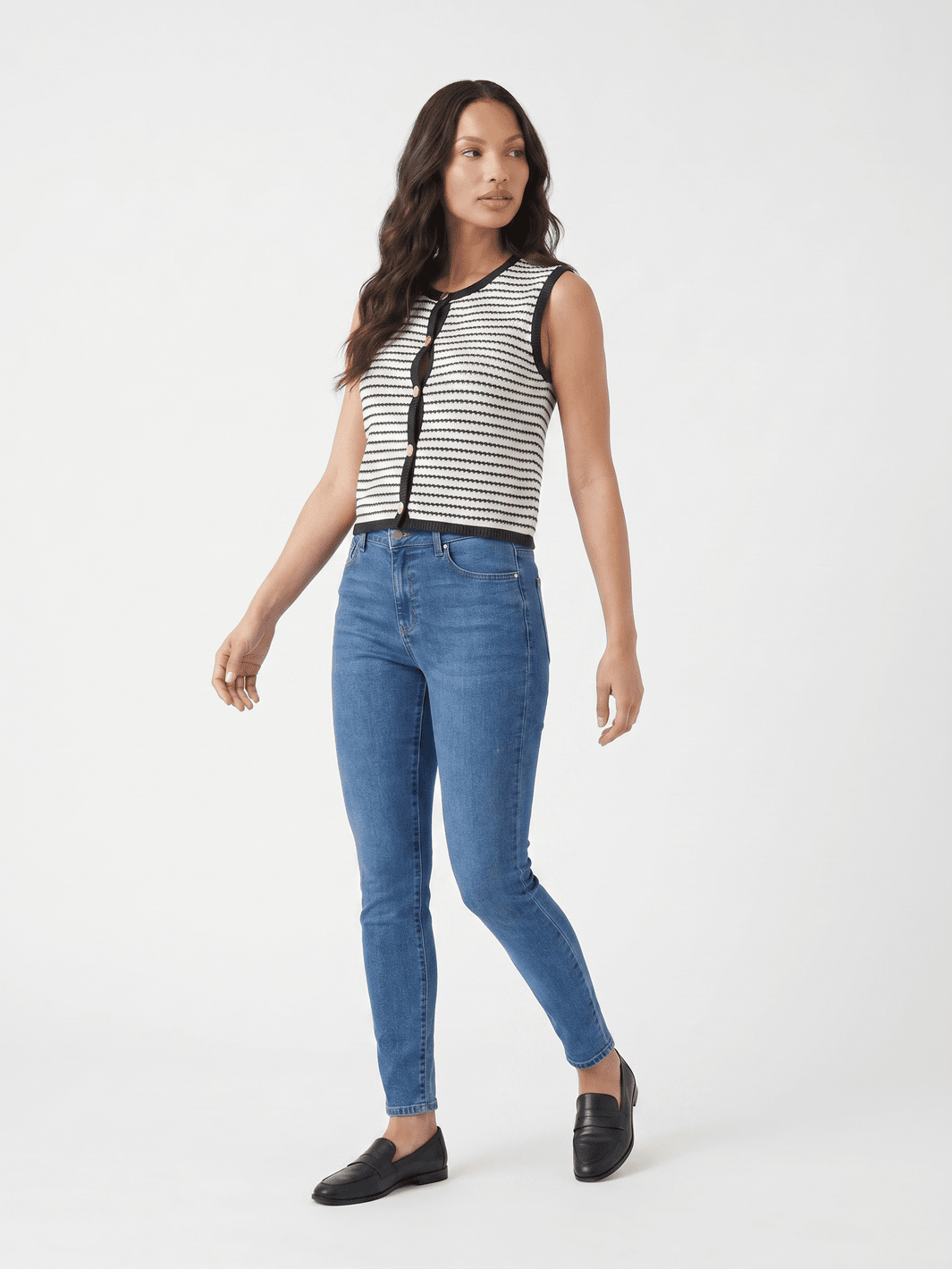 WOMEN'S SLEEVELESS BUTTON UP COLORBLOCK KNITTED TOP
