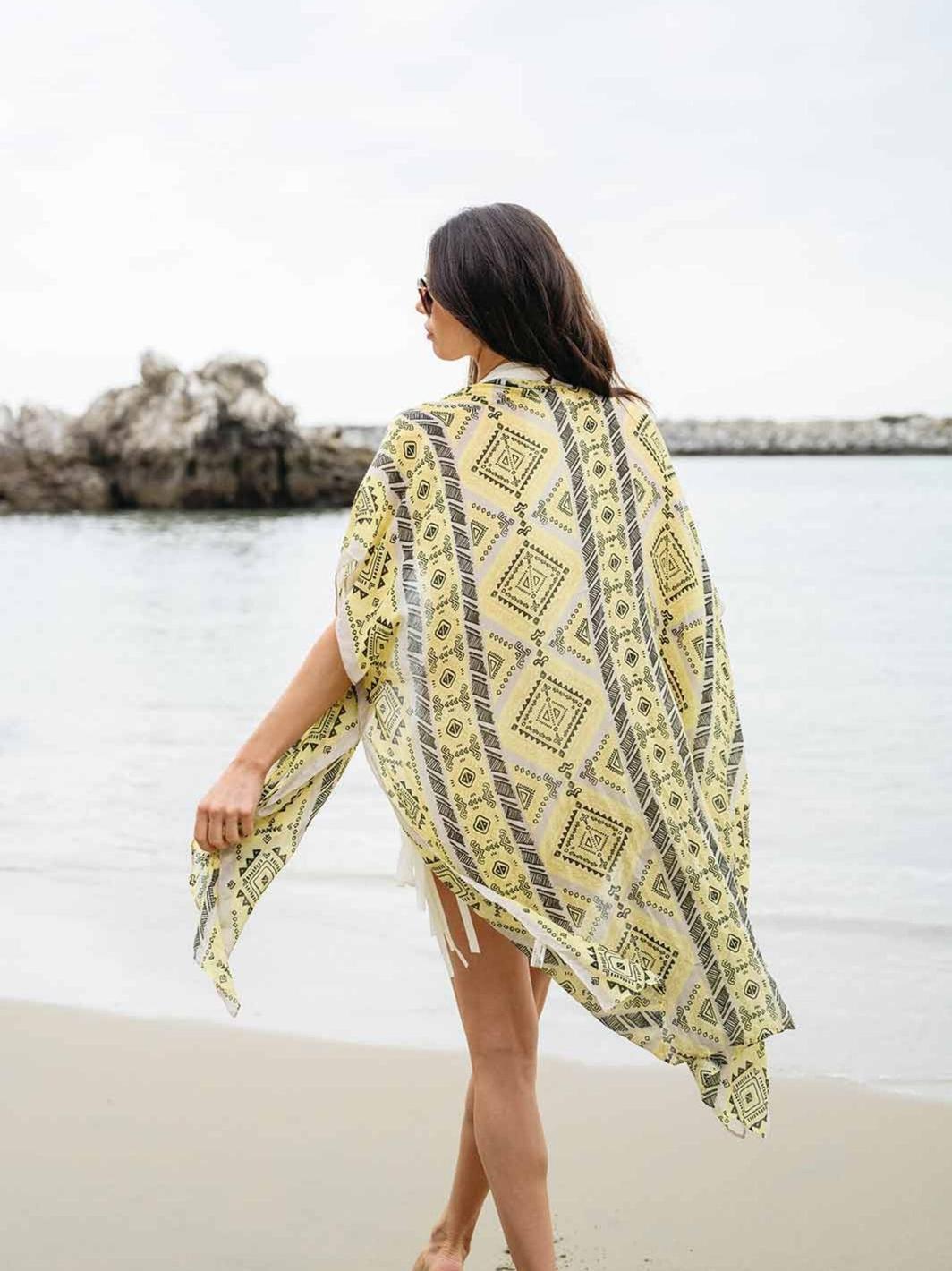 WOMEN'S SHORT SLEEVE OPEN FRONT MULTI PRINT KIMONO