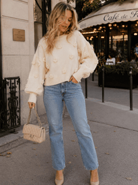 WOMEN'S LONG SLEEVE FLOWER DETAILED PULLOVER SWEATER