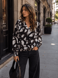 ENTRO WOMEN'S LONG SLEEVE V-NECK BUTTON UP MULTI PRINT BLOUSE