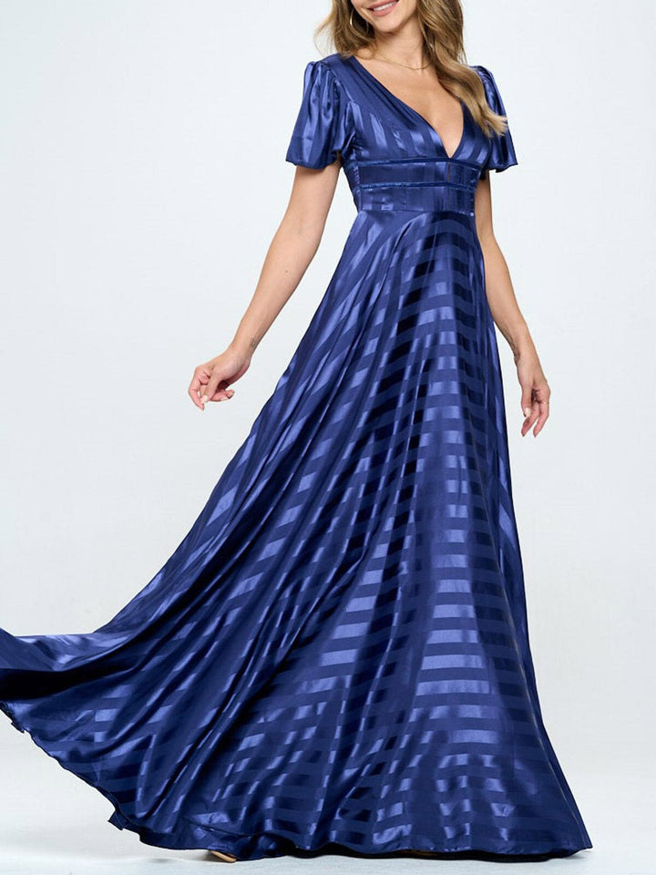 WOMEN'S SHORT SLEEVE V-NECK LOW OPEN BACK DETAILED MAXI DRESS