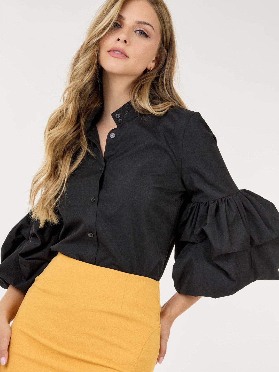 WOMEN'S 3/4 RUFFLE PUFF SLEEVE BUTTON UP BLOUSE