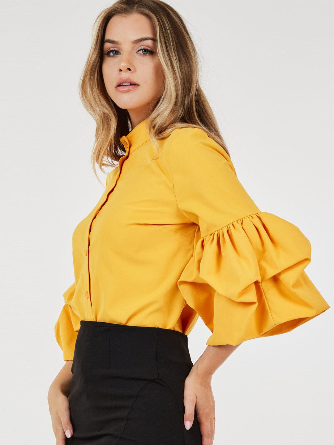 WOMEN'S 3/4 RUFFLE PUFF SLEEVE BUTTON UP BLOUSE