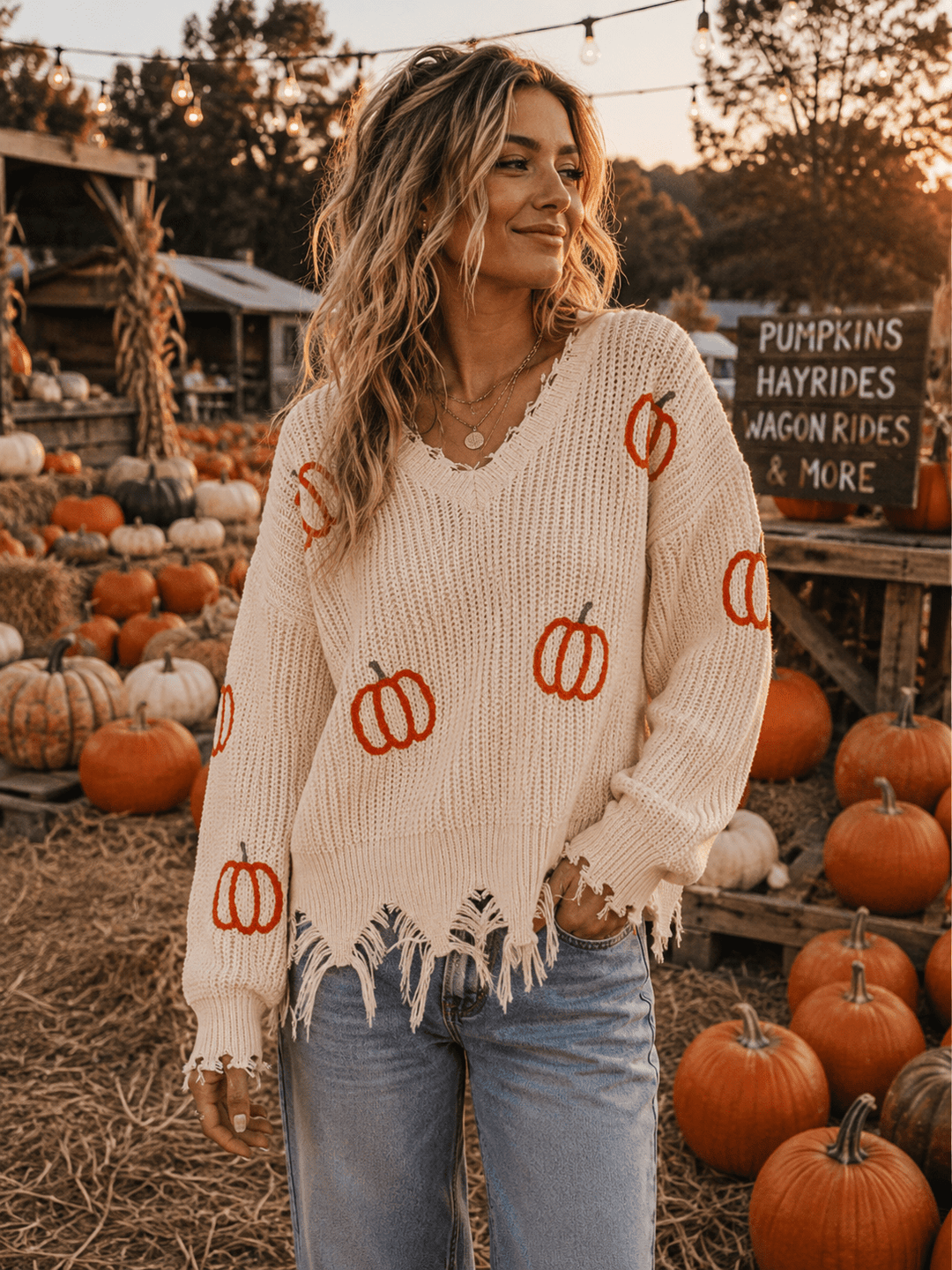 WOMEN'S LONG SLEEVE V-NECK RAW EDGE PUMPKIN PRINT PULLOVER SWEATER