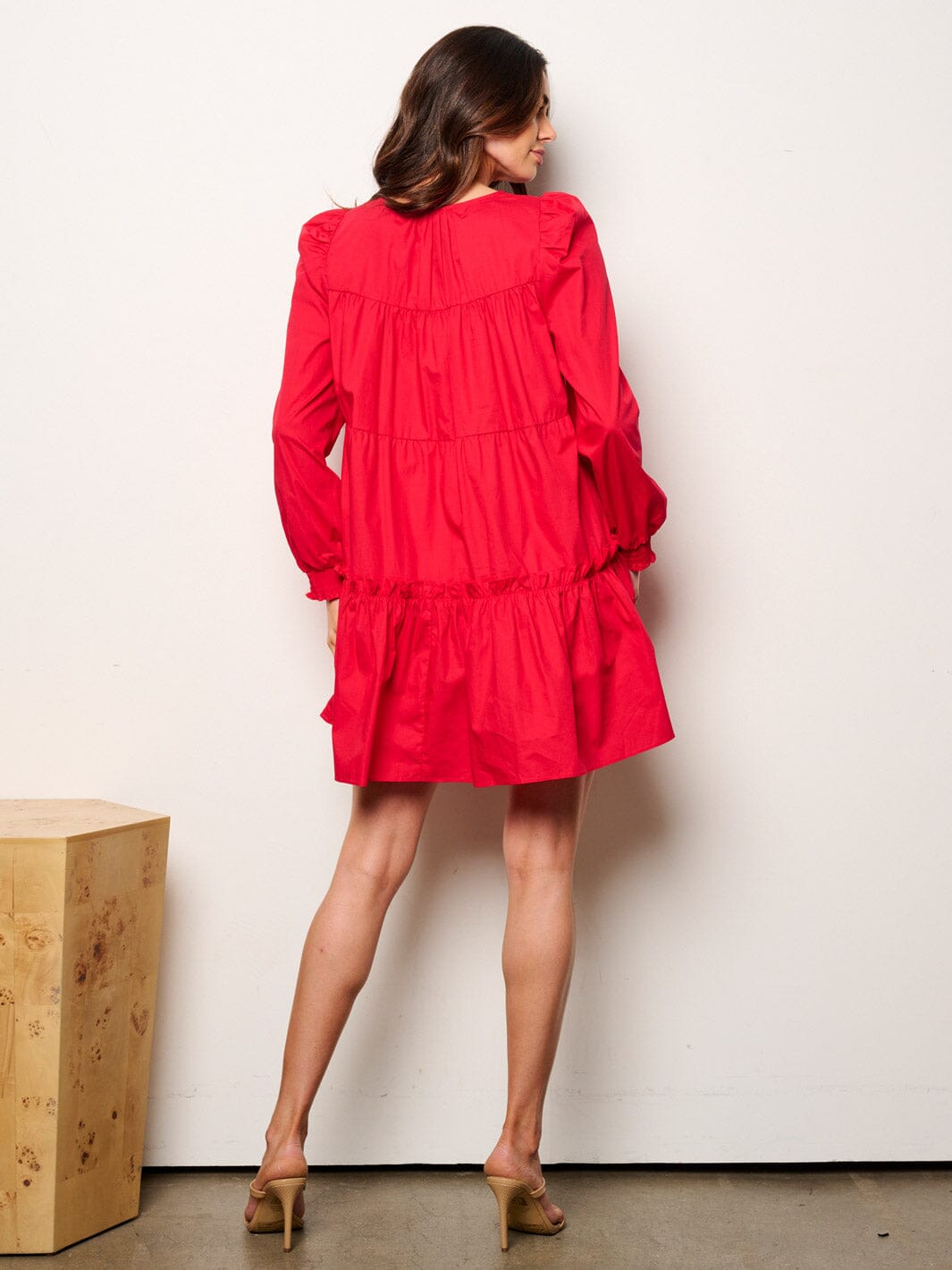 WOMEN'S LONG SLEEVE V-NECK TIERED TUNIC MINI DRESS