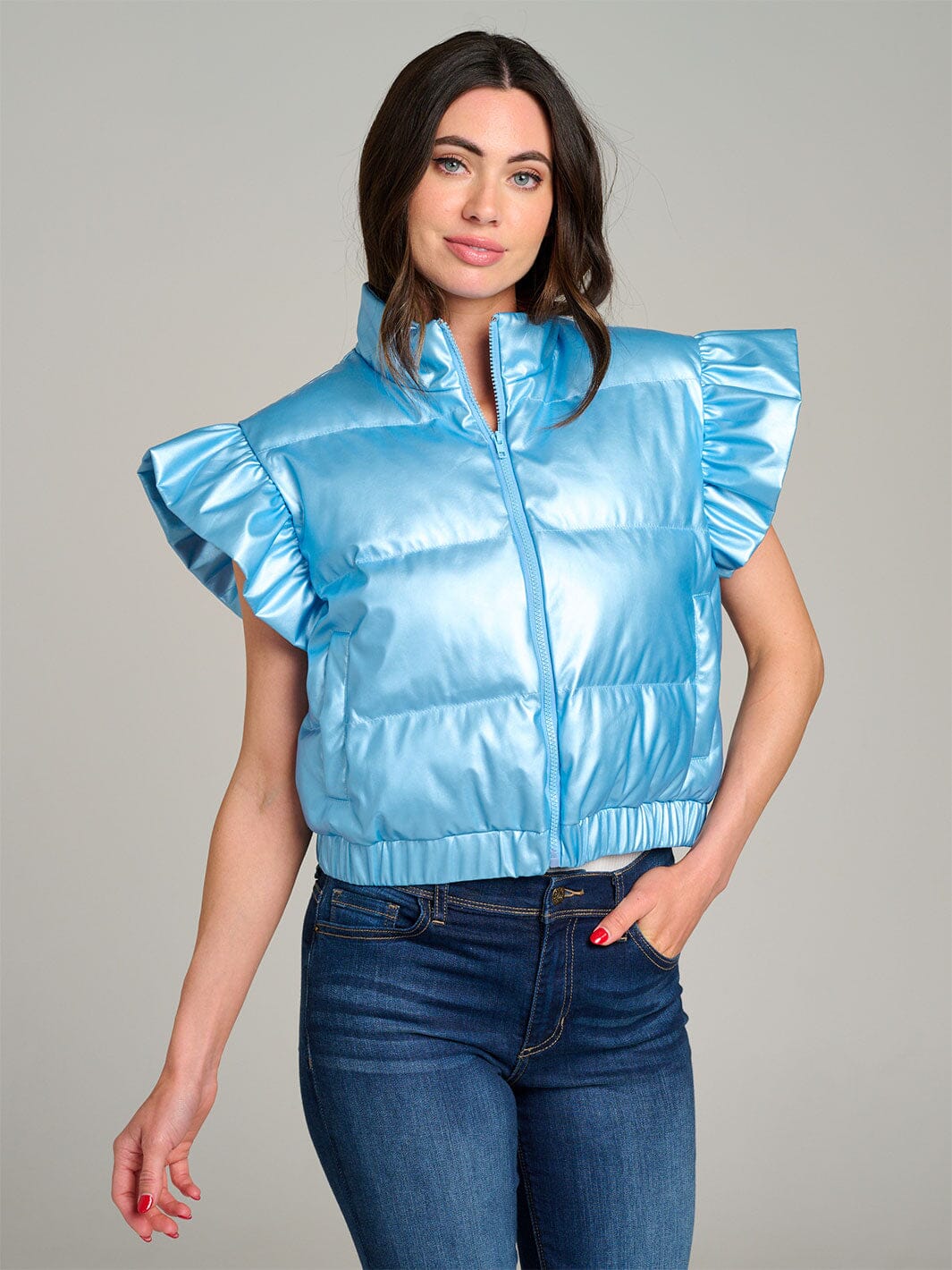 WOMEN'S SHORT RUFFLE SLEEVES ZIPPER CLOSURE FRONT POCKETS PUFFER VEST