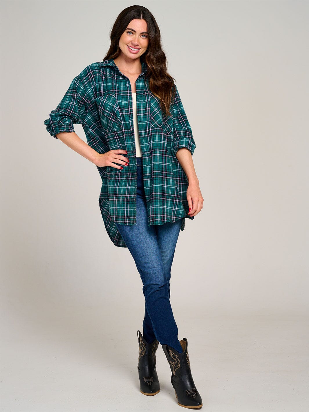 WOMEN'S LONG SLEEVE HIGH-LOW BUTTON UP OPEN BACK PLAID SHIRT