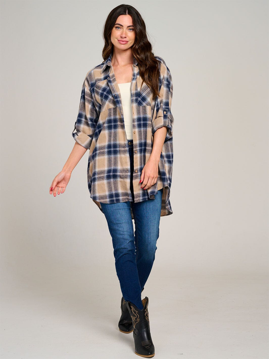 WOMEN'S LONG SLEEVE HIGH-LOW BUTTON UP OPEN BACK PLAID SHIRT