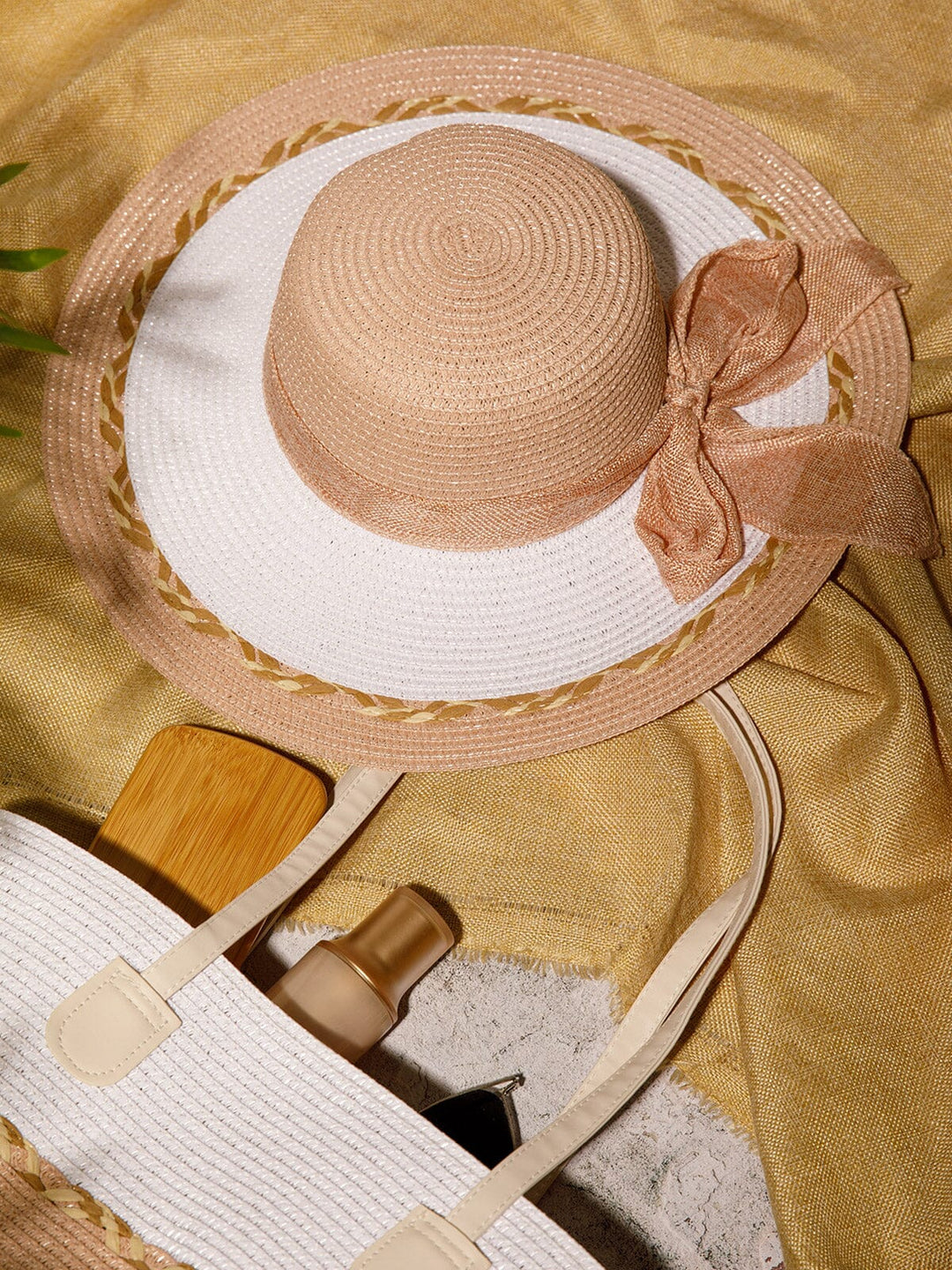 WOMEN'S STRAW SUN HAT WITH MATCHING WOVEN COLORBLOCK TOTE BAG