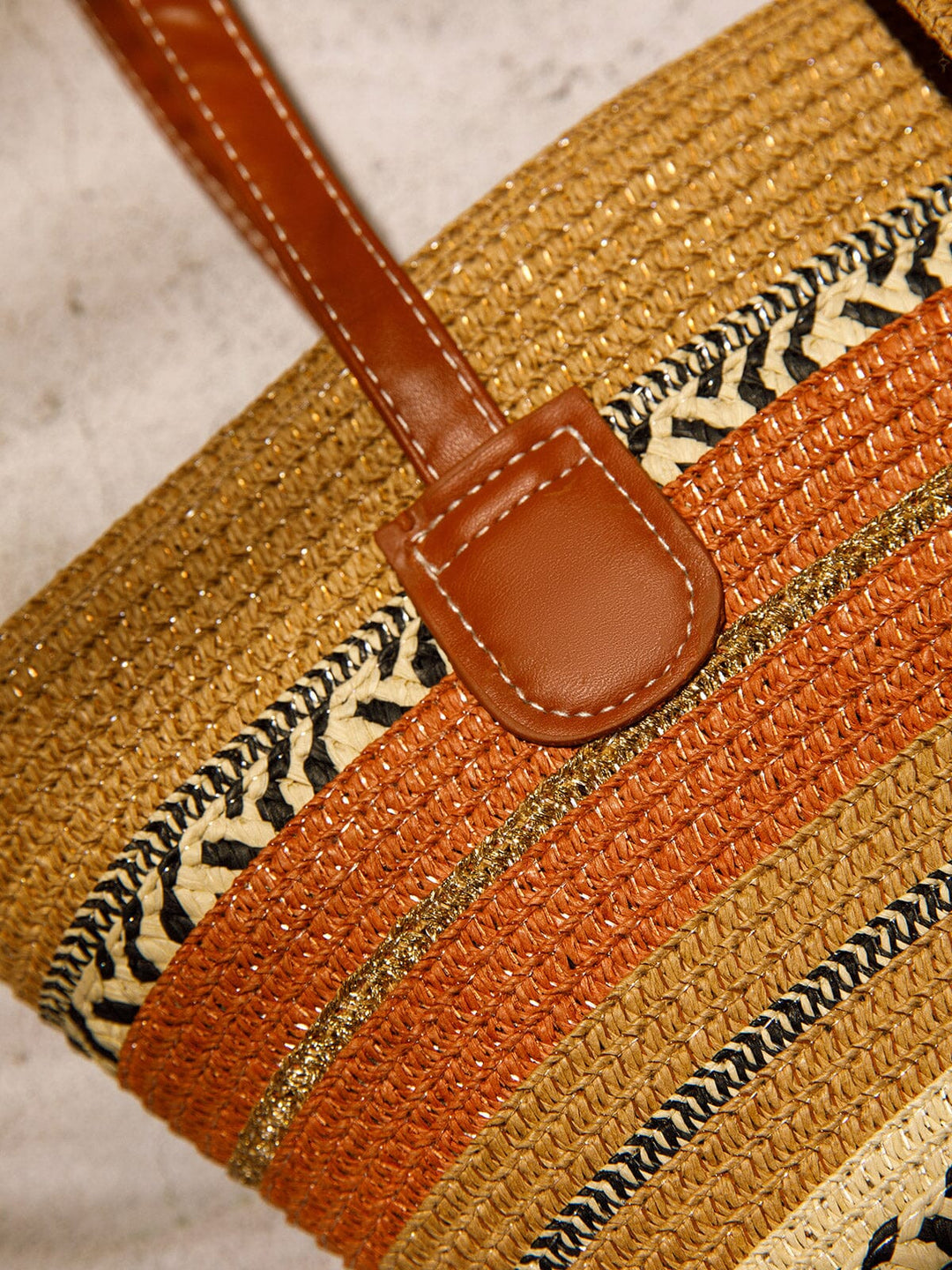 WOMEN'S STRAW SUN HAT WITH MATCHING WOVEN COLORBLOCK TOTE BAG
