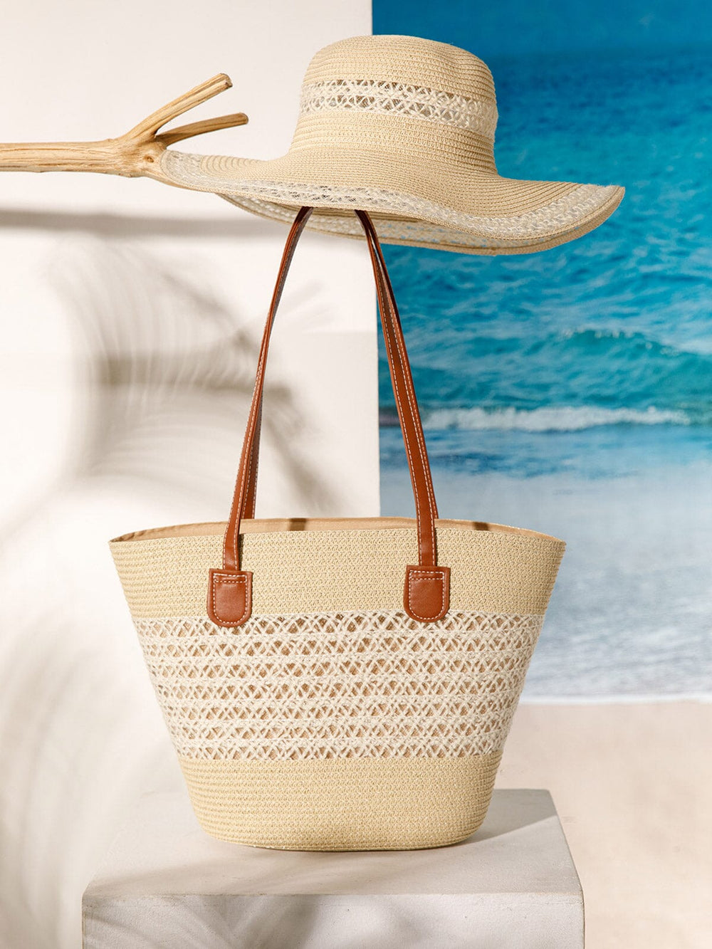 WOMEN'S STRAW SUN HAT WITH MATCHING WOVEN COLORBLOCK TOTE BAG