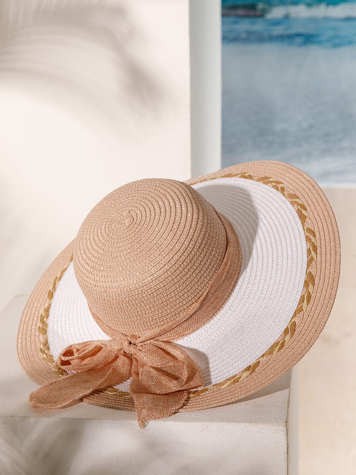 WOMEN'S STRAW SUN HAT WITH MATCHING WOVEN COLORBLOCK TOTE BAG