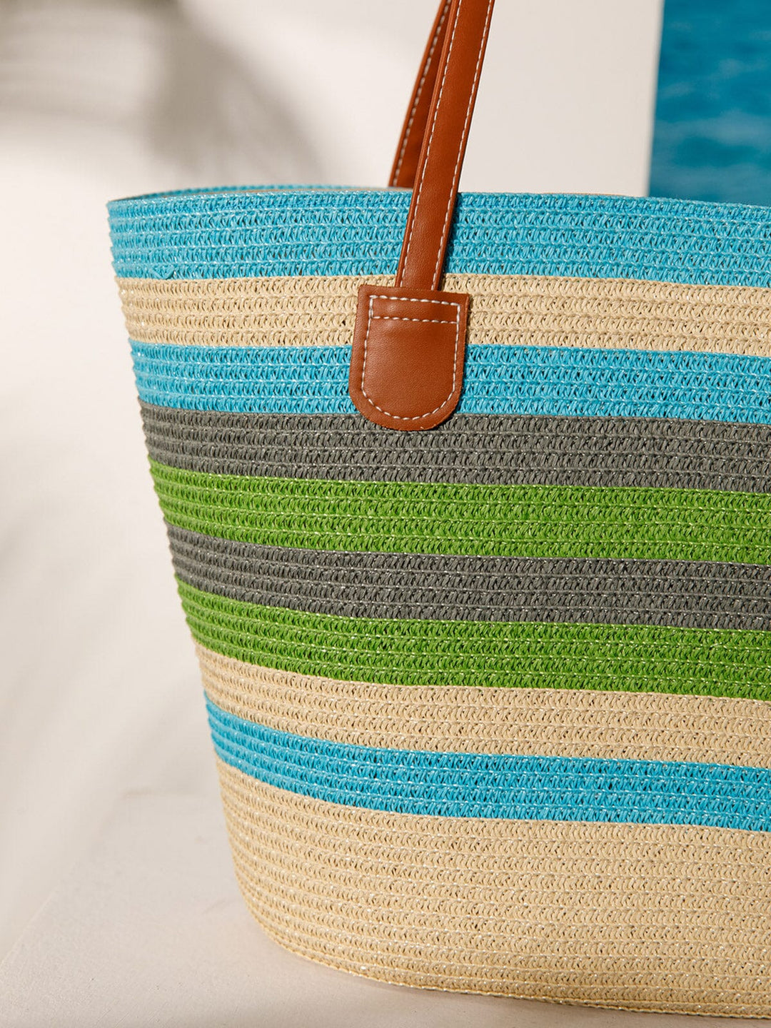 WOMEN'S STRAW SUN HAT WITH MATCHING WOVEN COLORBLOCK TOTE BAG
