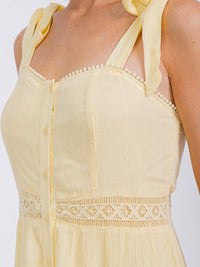 WOMEN'S SLEEVELESS V-NECK TIERED BUTTON UP MAXI DRESS