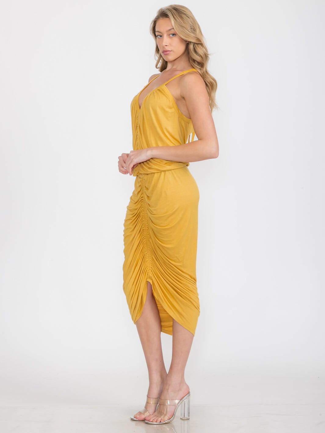 WOMEN'S SLEEVELESS V-NECK FRONT RUCHED BODYCON MIDI DRESS