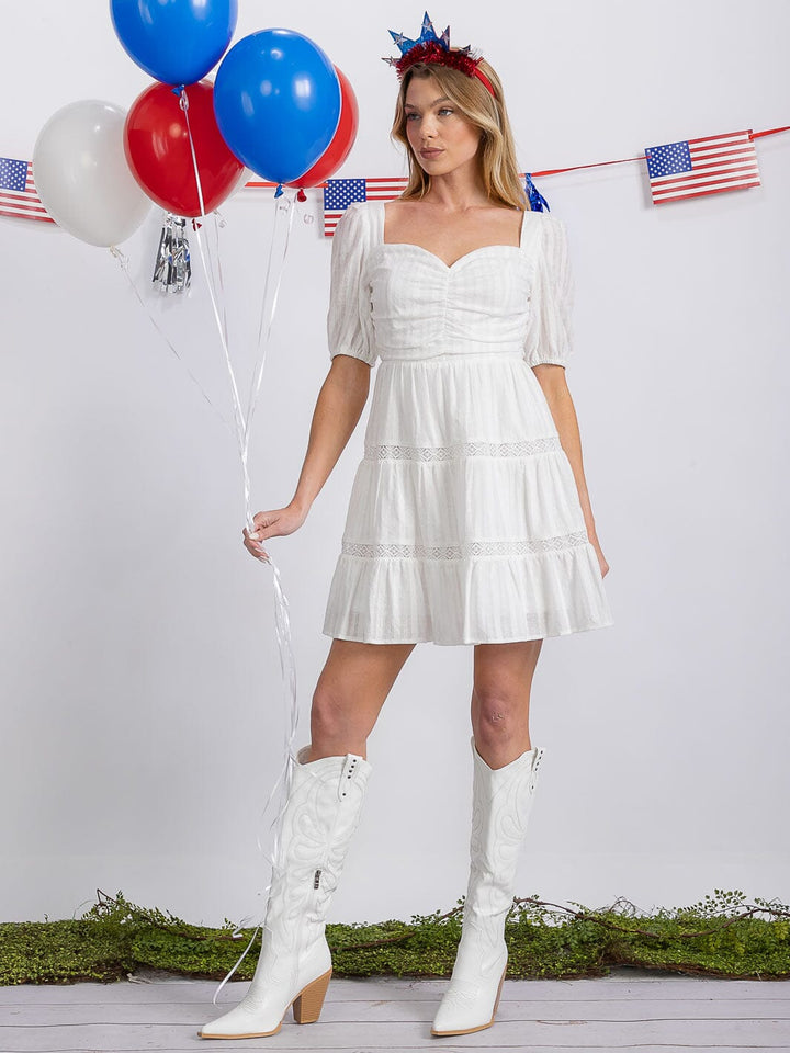 WOMEN'S SHORT PUFF SLEEVE ELASTIC WAIST TIERED FIT & FLARE MINI DRESS