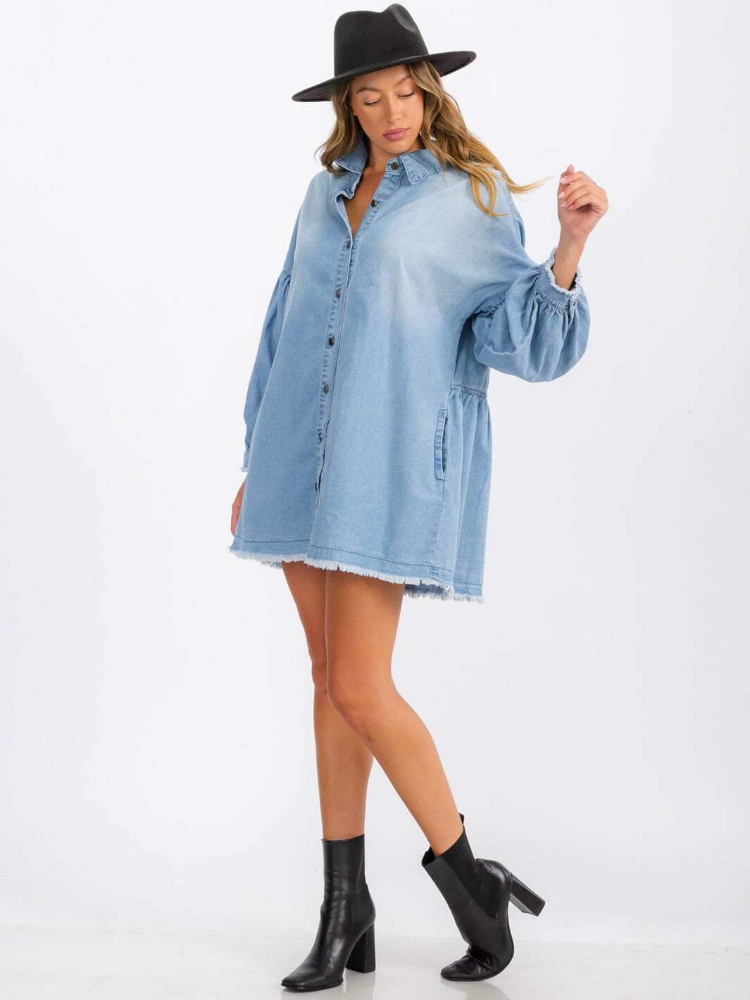 WOMEN'S LONG SLEEVE BUTTON UP POCKETS DENIM WASHED MINI DRESS