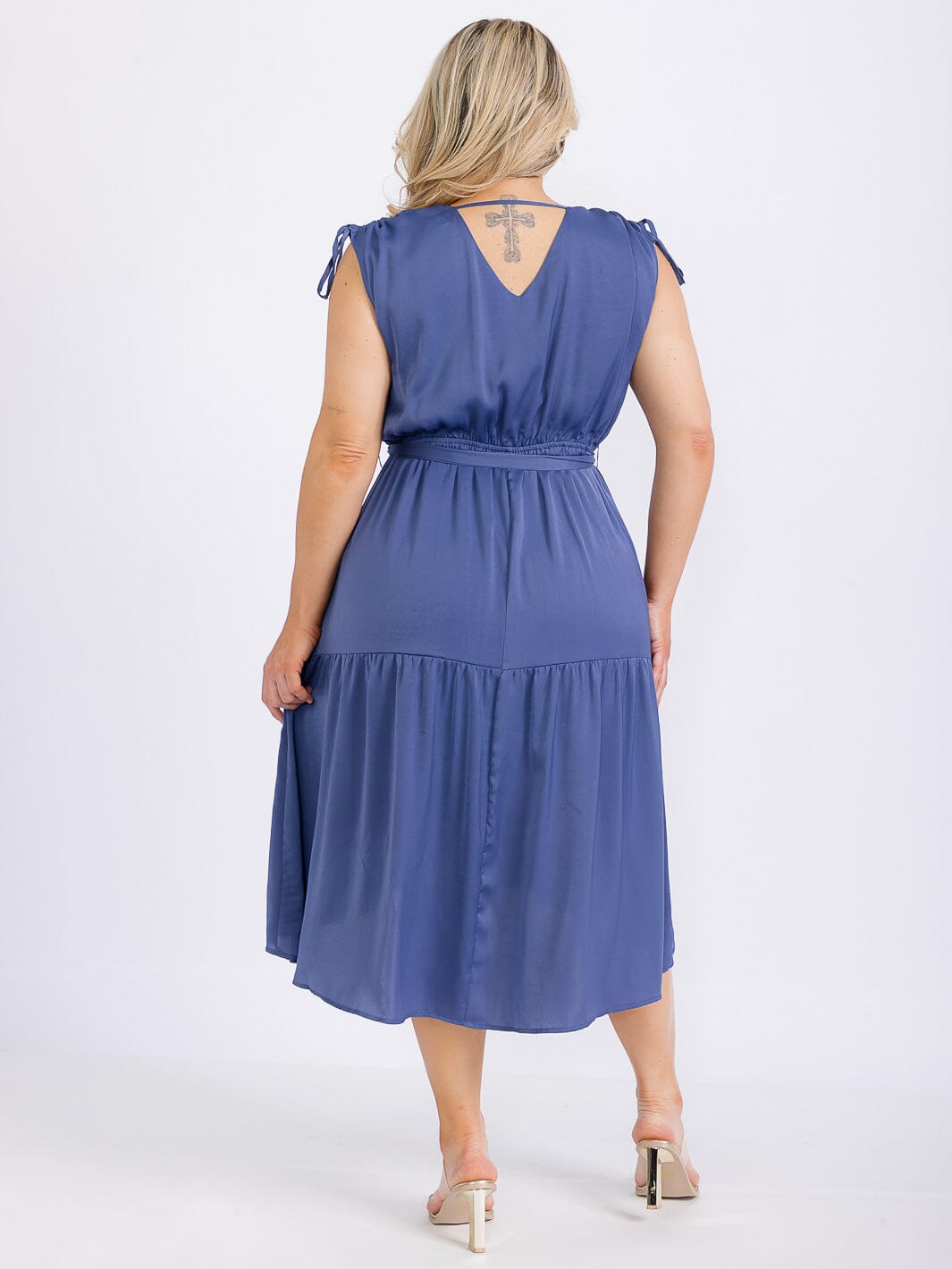 PLUS SIZE SLEEVELESS V-NECK SELF TIE TIERED HIGH-LOW MIDI DRESS