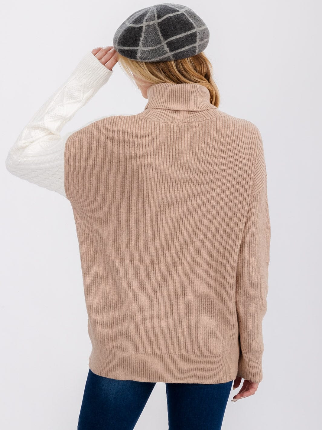 WOMEN'S LONG SLEEVE TURTLE NECK DETAILED COLORBLOCK PULLOVER SWEATER