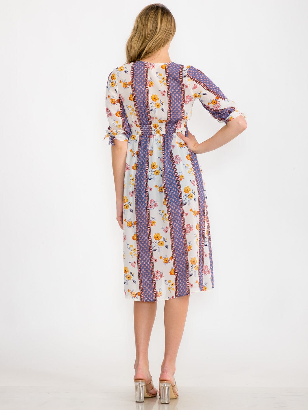 WOMEN'S SHORT SLEEVE BUTTON UP FLORAL KIMONO