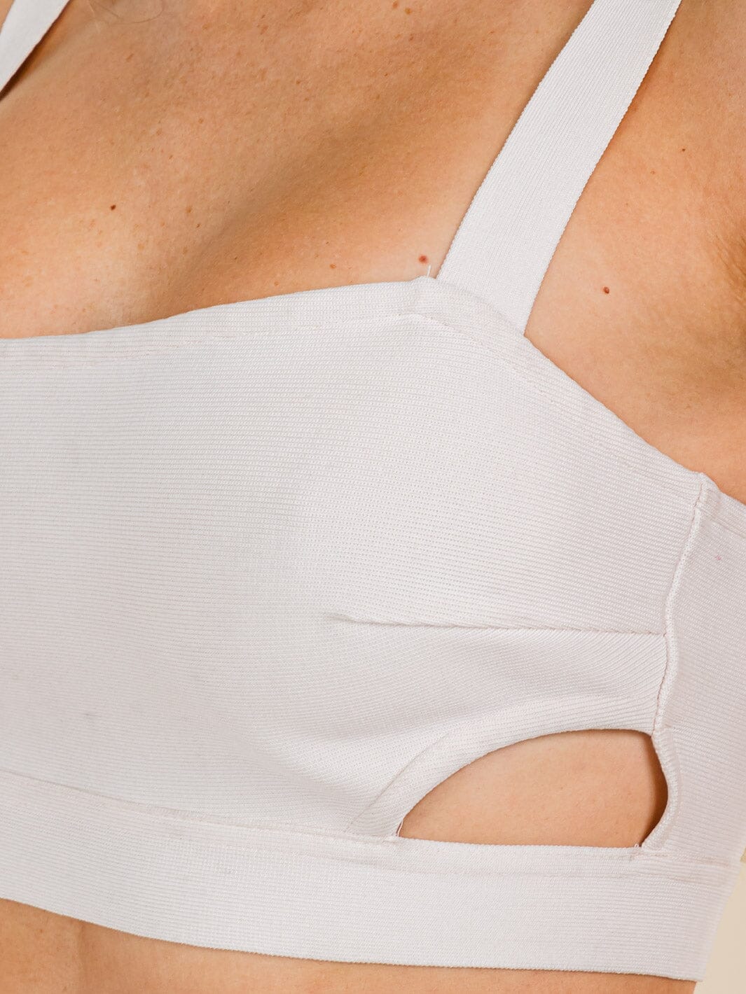 WOMEN'S SLEEVELESS SQUARE NECK BANDGAGE CROP TOP