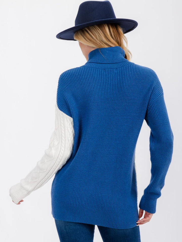 WOMEN'S LONG SLEEVE TURTLE NECK DETAILED COLORBLOCK PULLOVER SWEATER