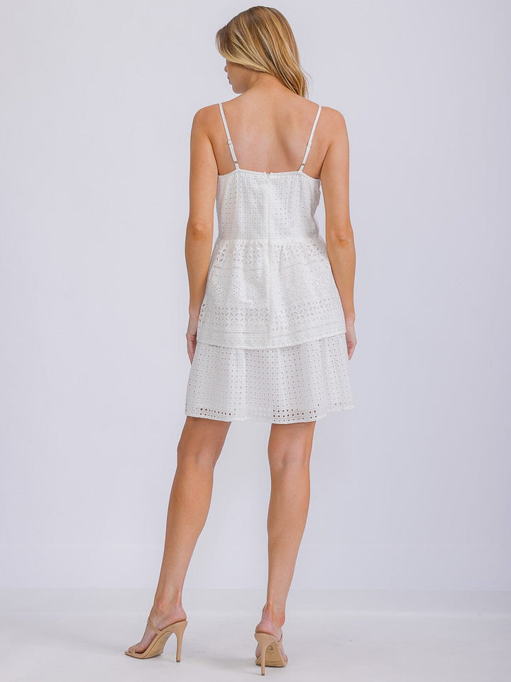 WOMEN'S SLEEVELES RUFFLE TIERED EYELET MINI DRESS