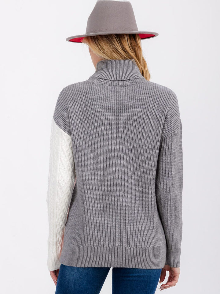 WOMEN'S LONG SLEEVE TURTLE NECK DETAILED COLORBLOCK PULLOVER SWEATER