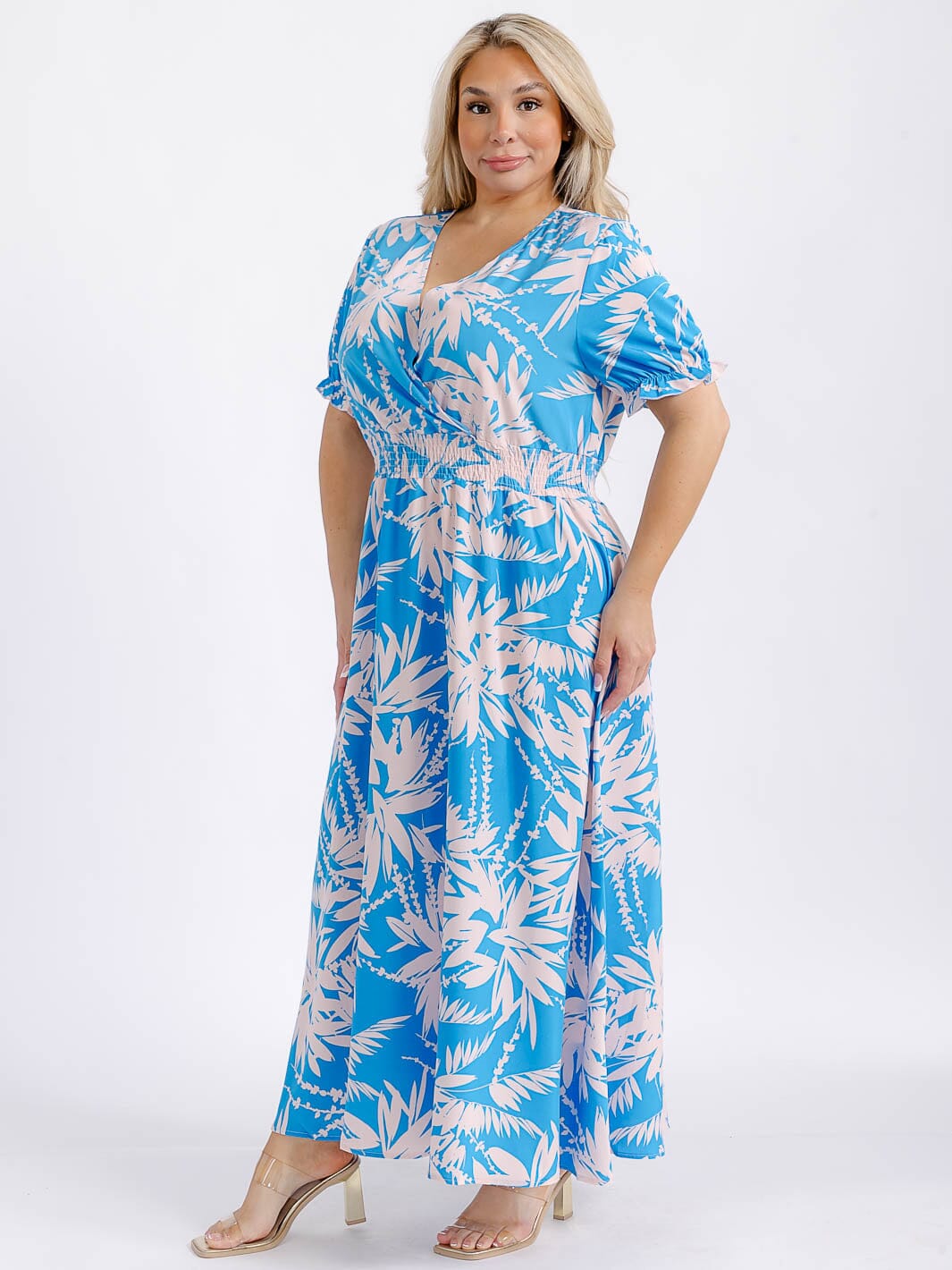 PLUS SIZE SHORT SLEEVE SURPLICE SMOCK WAIST FLORAL MAXI DRESS