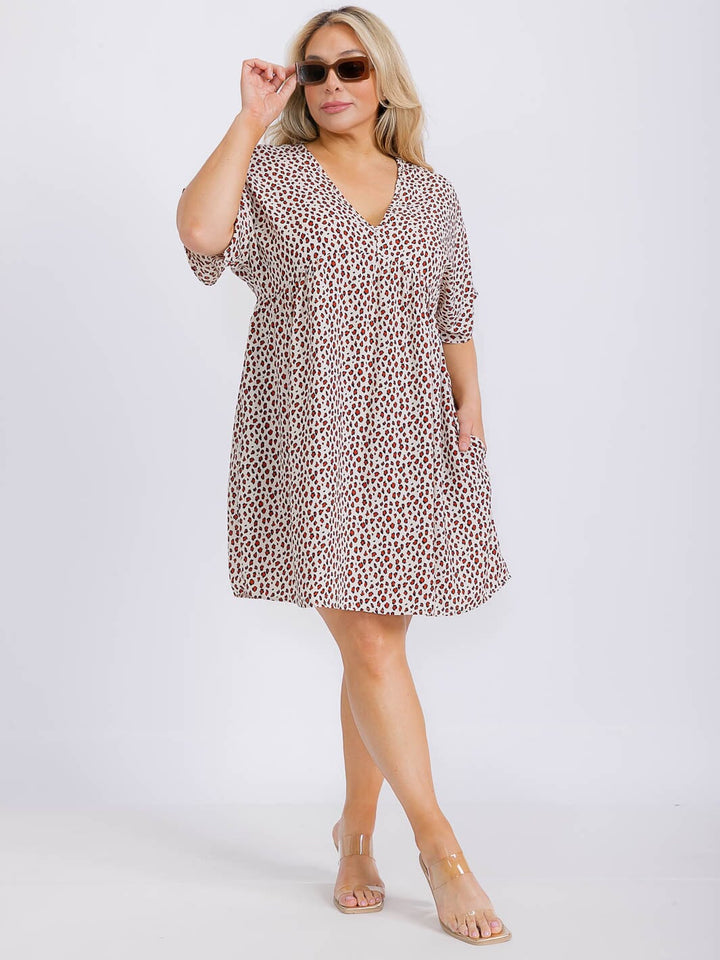 PLUS SIZE SHORT SLEEVE V-NECK FRONT POCKETS ANIMAL PRINT TUNIC MINI DRESS