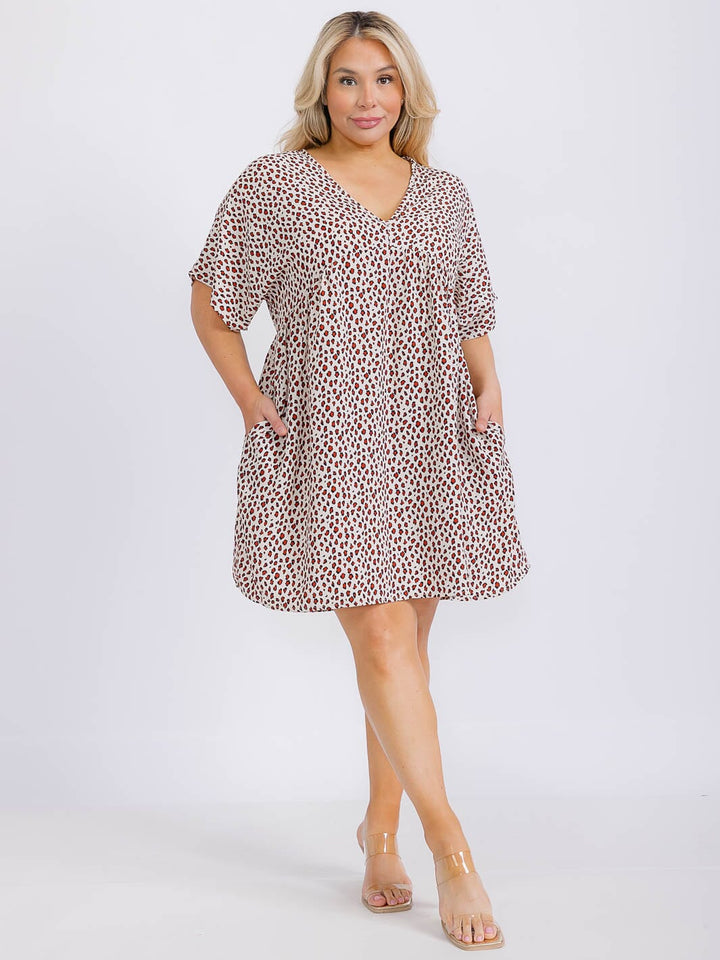 PLUS SIZE SHORT SLEEVE V-NECK FRONT POCKETS ANIMAL PRINT TUNIC MINI DRESS