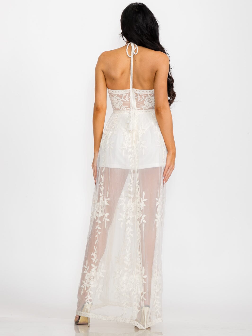 WOMEN'S SLEEVELESS HALTER NECK ALL OVER LACE MAXI DRESS