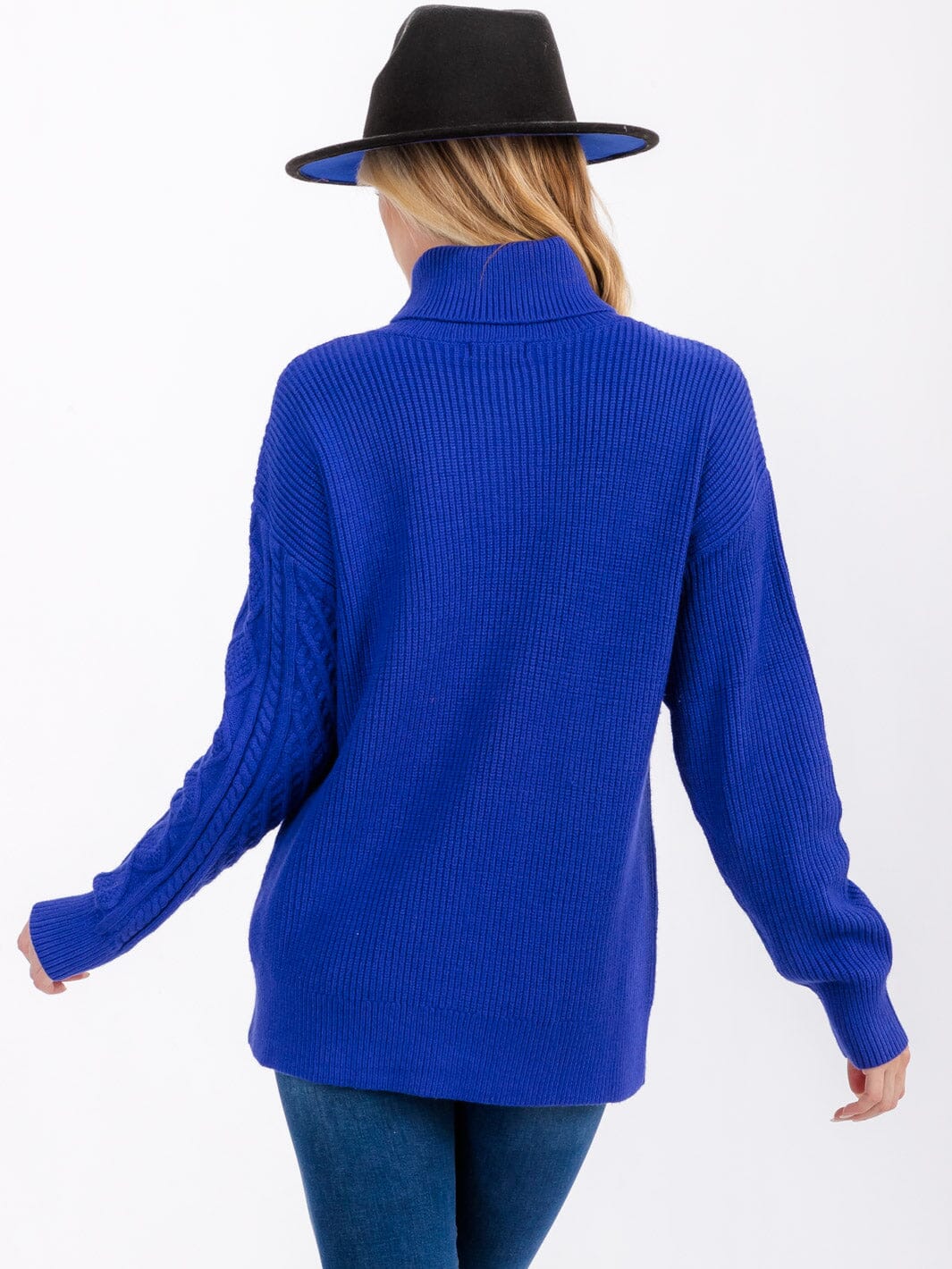 WOMEN'S LONG SLEEVE TURTLE NECK CABLE KNIT PULLOVER SWEATER