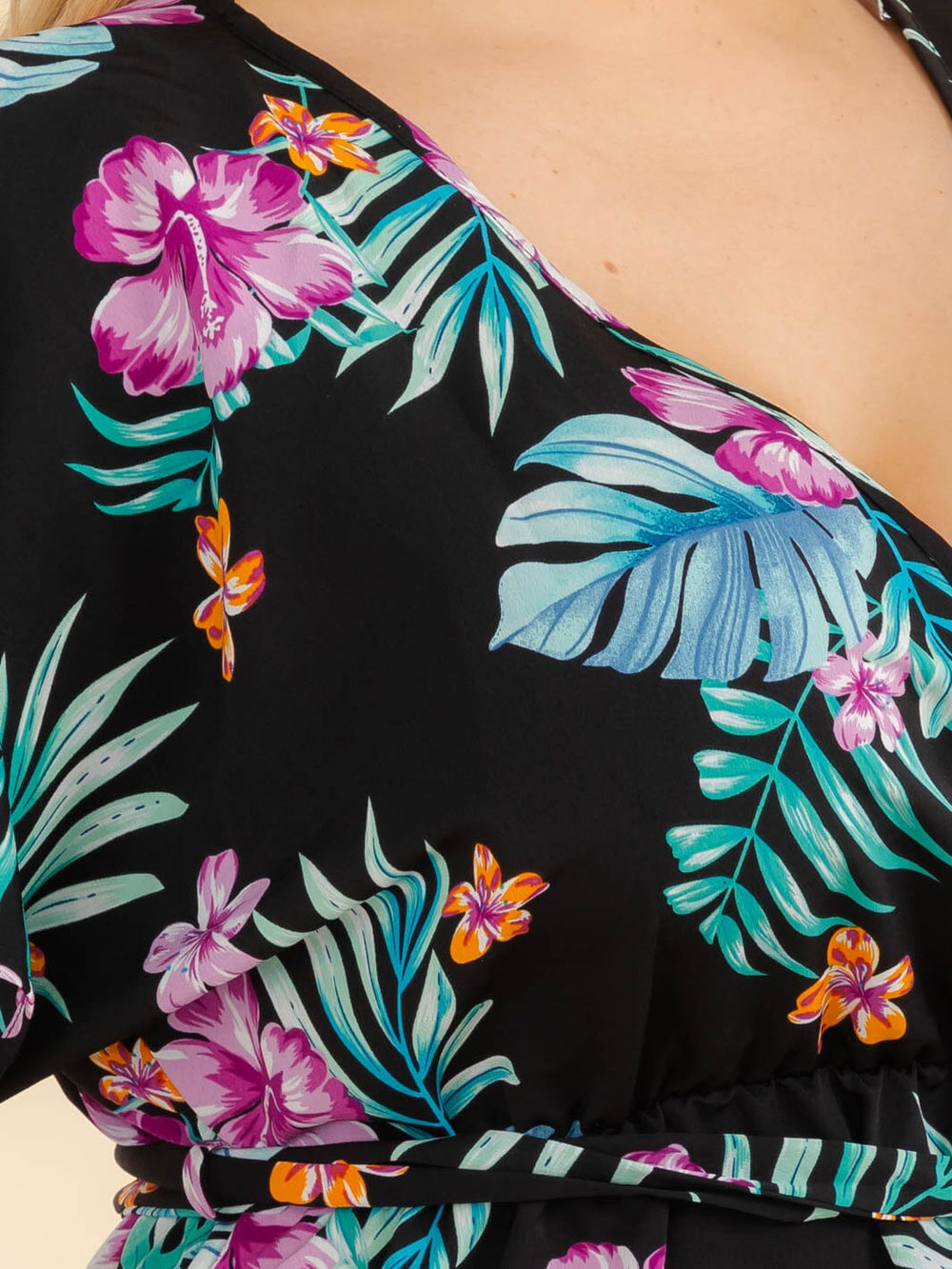 PLUS SIZE SHORT SLEEVE SURPLICE SELF TIE FLORAL MINI DRESS