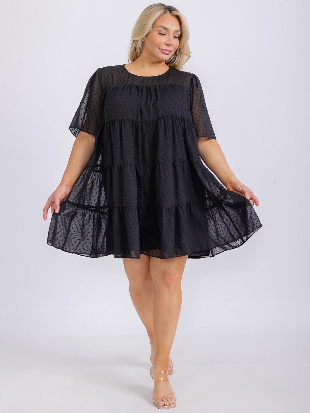 PLUS SIZE SHORT SLEEVE TIERED SWISS DOTS TUNIC MINI DRESS