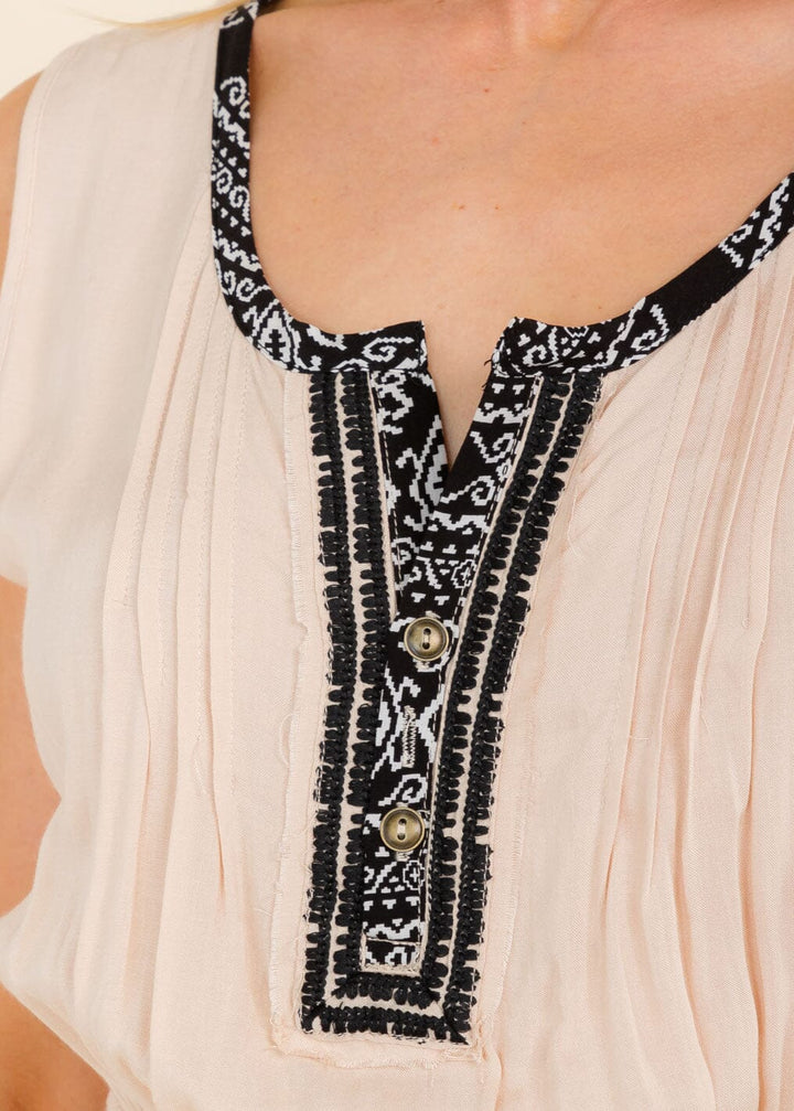 WOMEN'S SLEEVELESS V-NECK SMOCK WAIST EMBROIDERY MINI DRESS