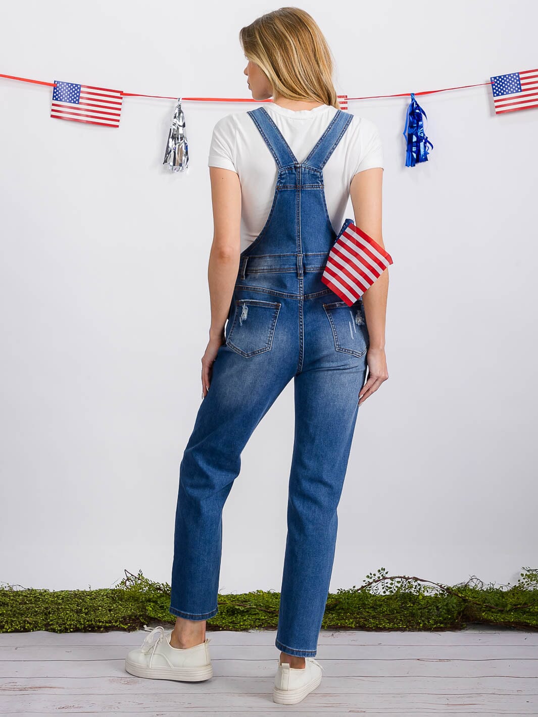 WOMEN'S BUTTON CLOSURE POCKETS DISTRESS DENIM OVERALL