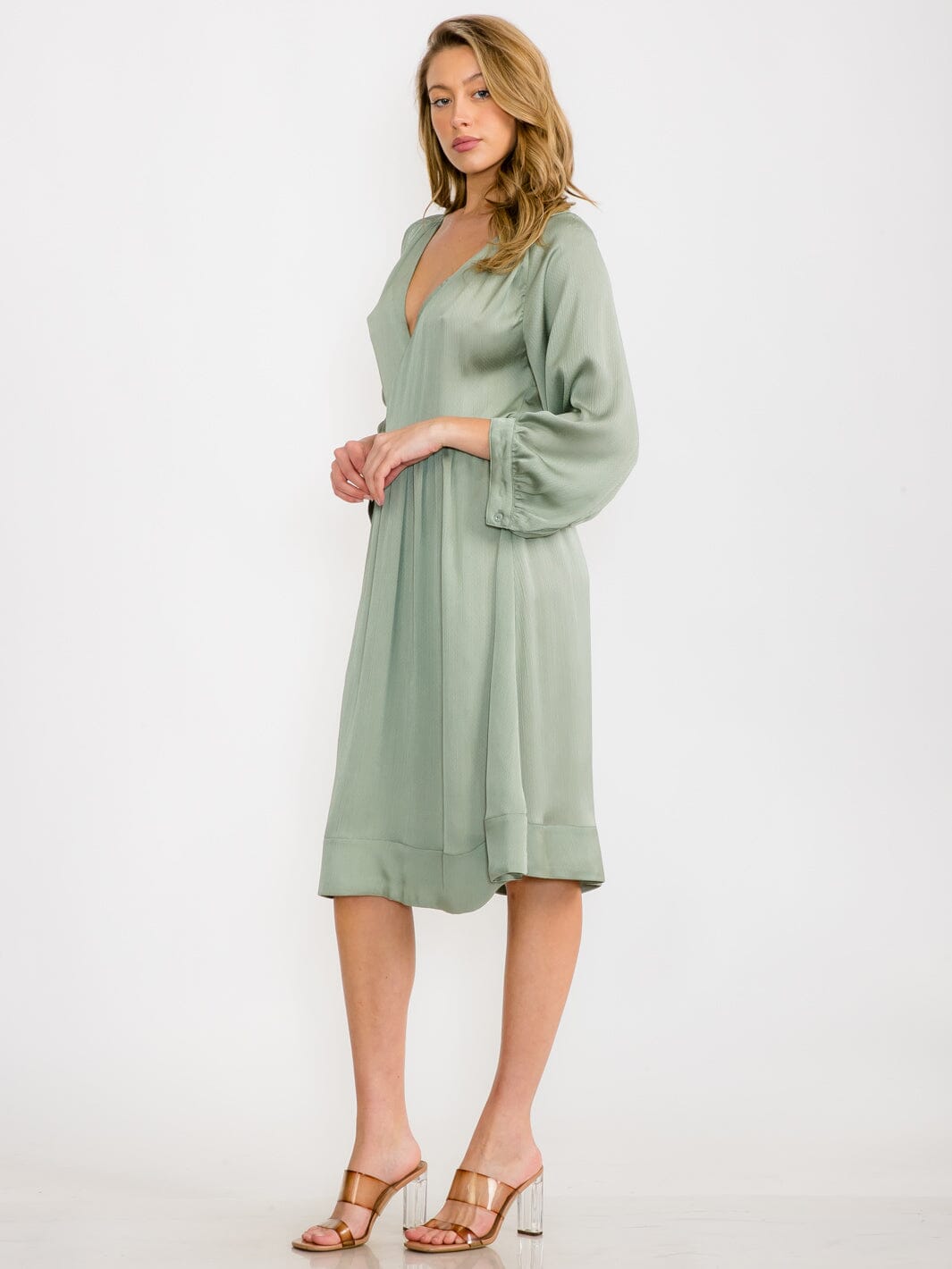 WOMEN'S 3/4 SLEEVELES WRAP MIDI DRESS