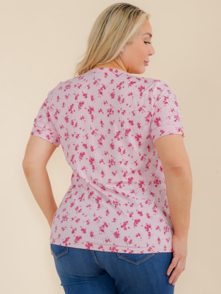 PLUS SIZE SHORT SLEEVE FLORAL TOP