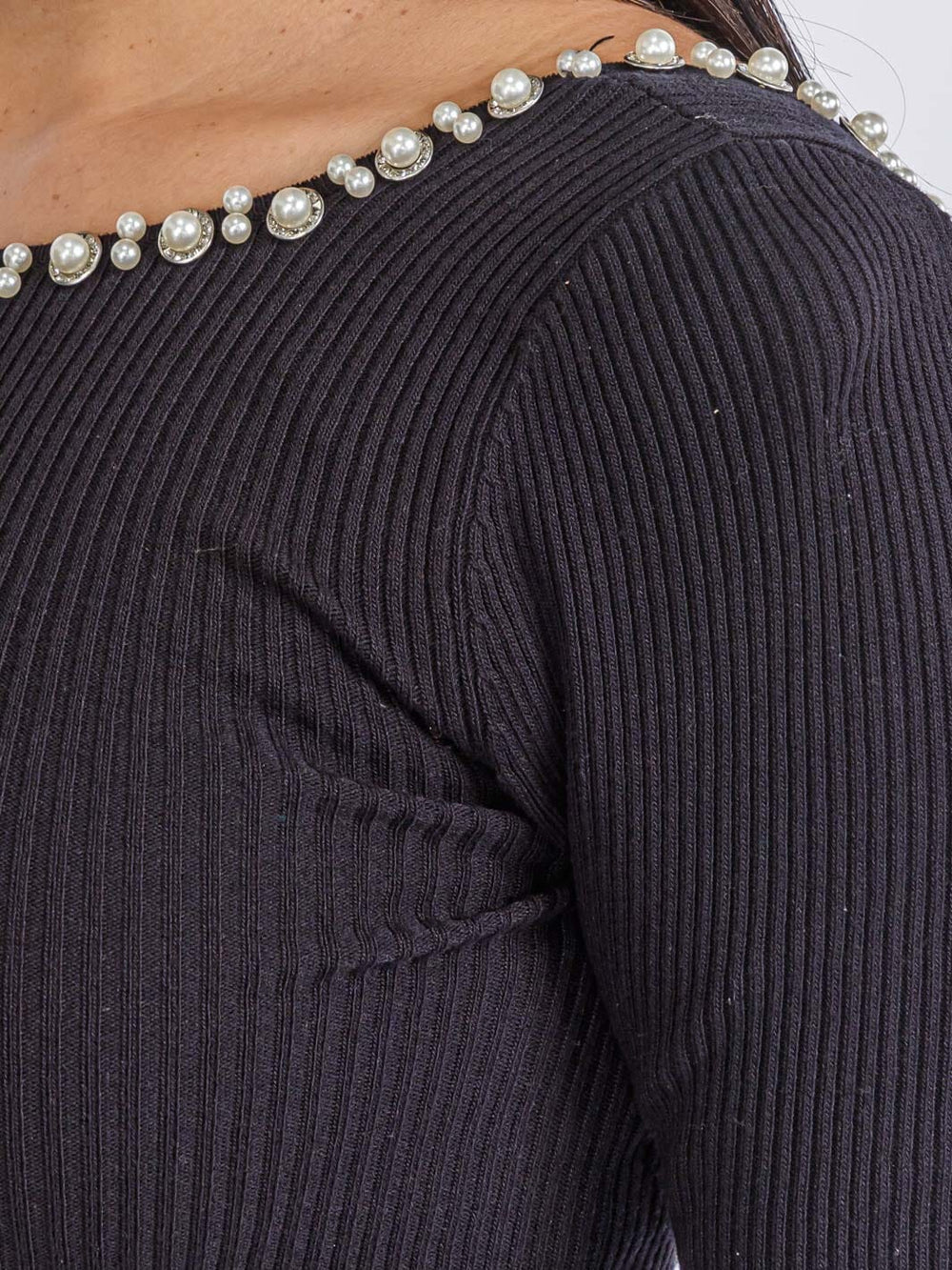 WOMEN'S LONG SLEEVE PEARL TRIM DETAILED RIBBED TOP