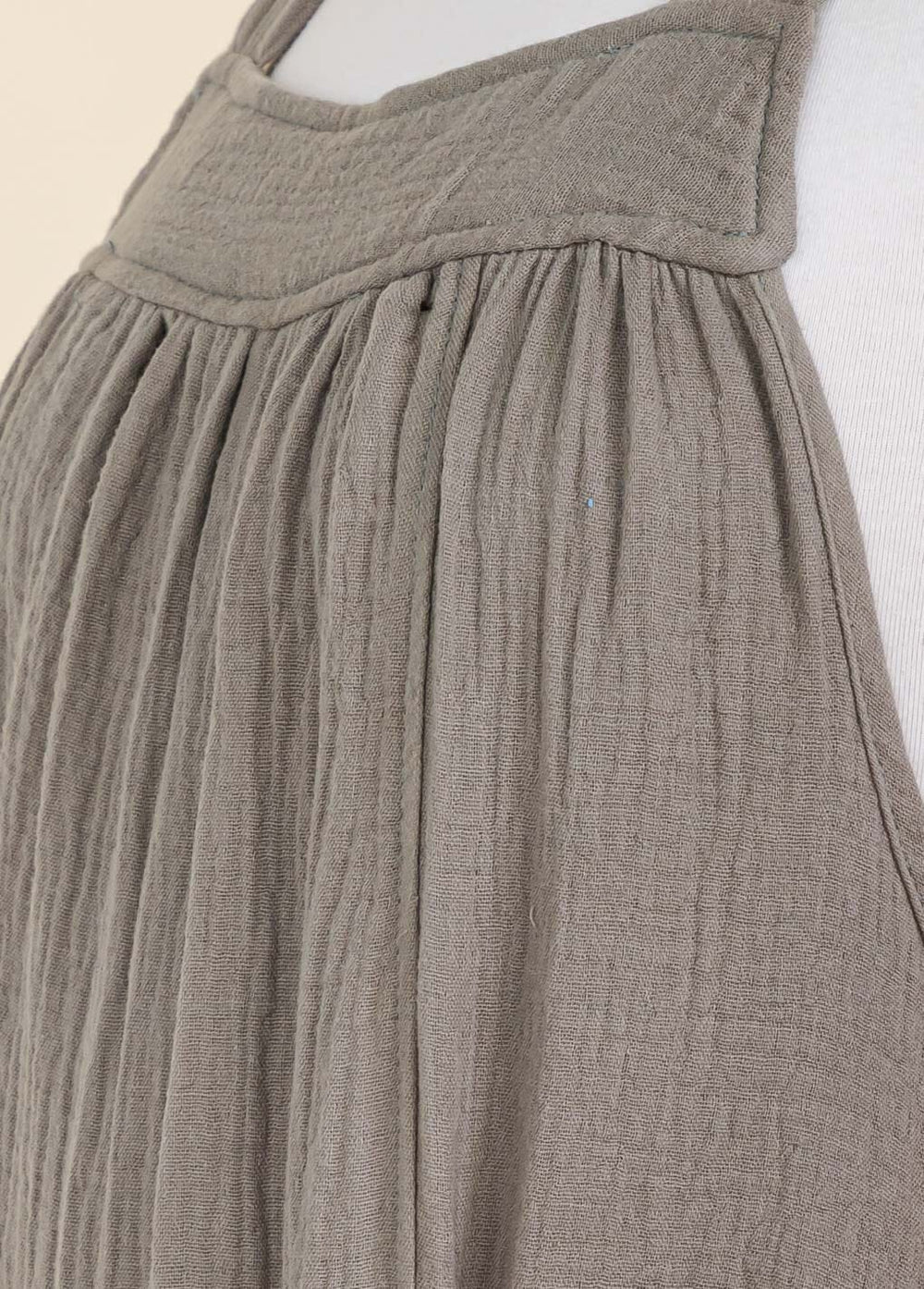 WOMEN'S SLEEVELESS OPEN BACK TIERED FRONT POCKETS WIDE LEG JUMPSUIT