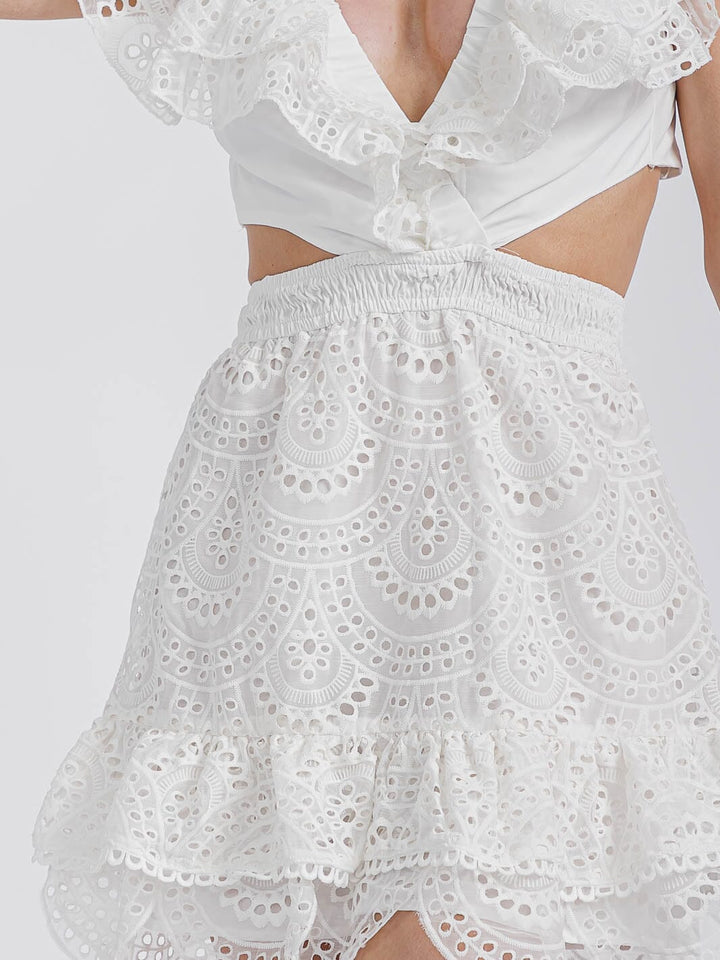 WOMEN'S RUFFLE SLEEVES CUT OUT BACK TIE EYELET MINI DRESS